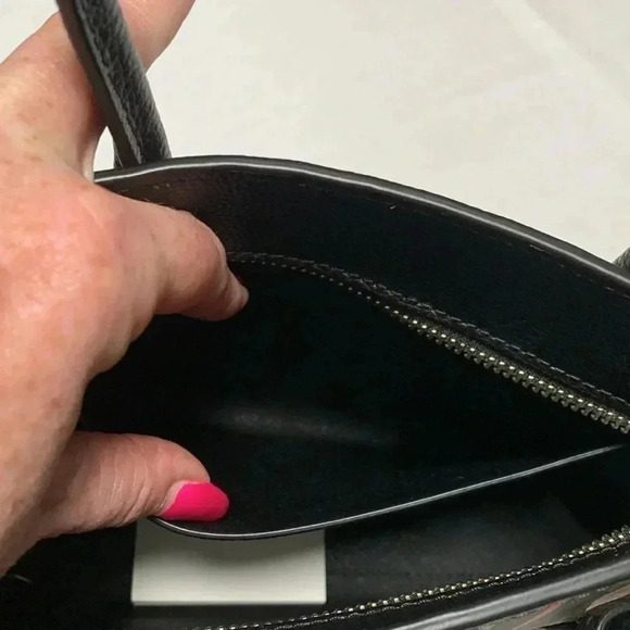 KATE SPADE ♠️ Purse/Crossbody.NWOT. Beautiful olive green color. - Picture 5 of 5